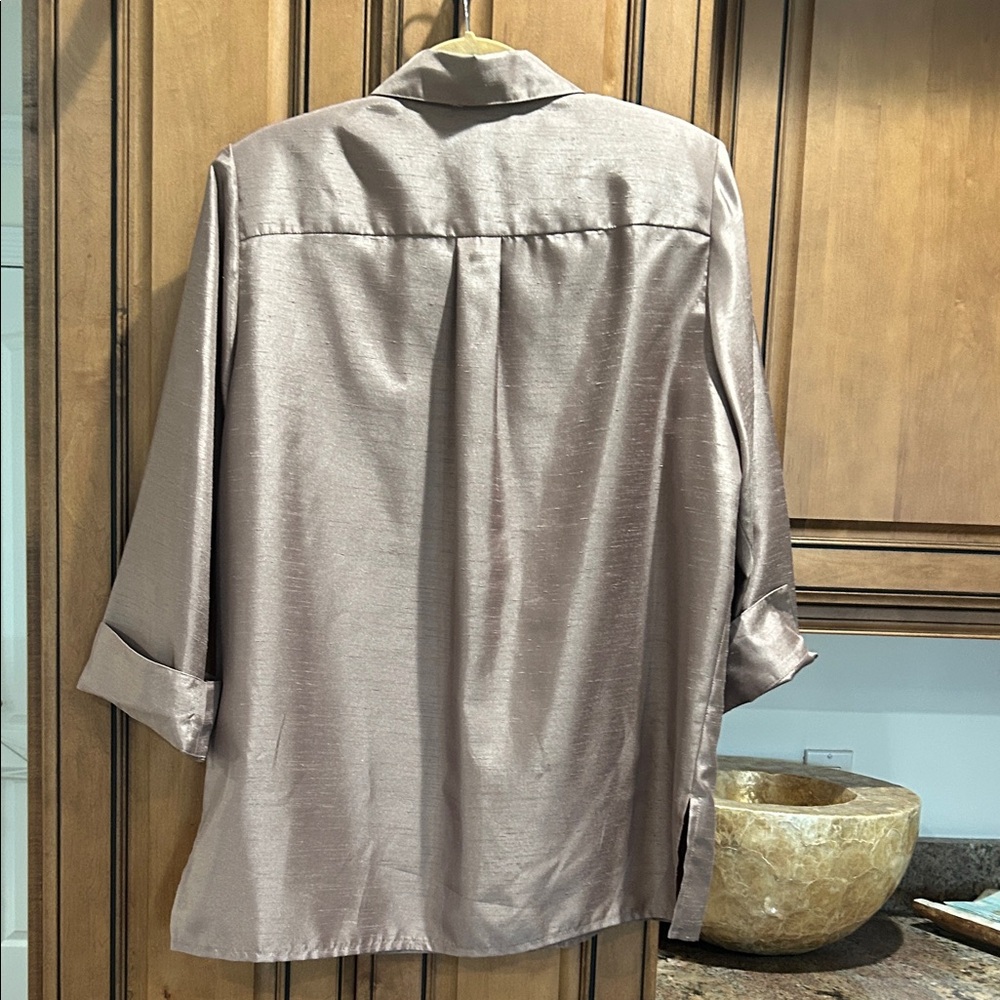 Women's Metallic Button Down Shirt - Picture 4 of 4